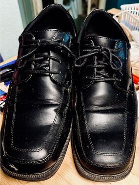 Men's Black Lace-Up Derby Shoes - Polished Leather Look